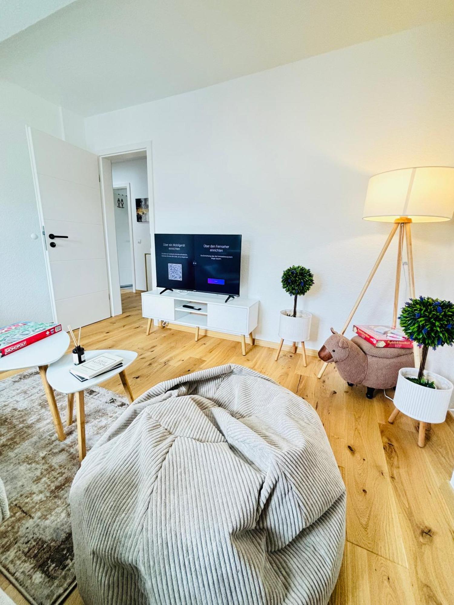 Schoene & Gemuetliche Wohnung Direkt Am Bahnhof Ланштайн Экстерьер фото