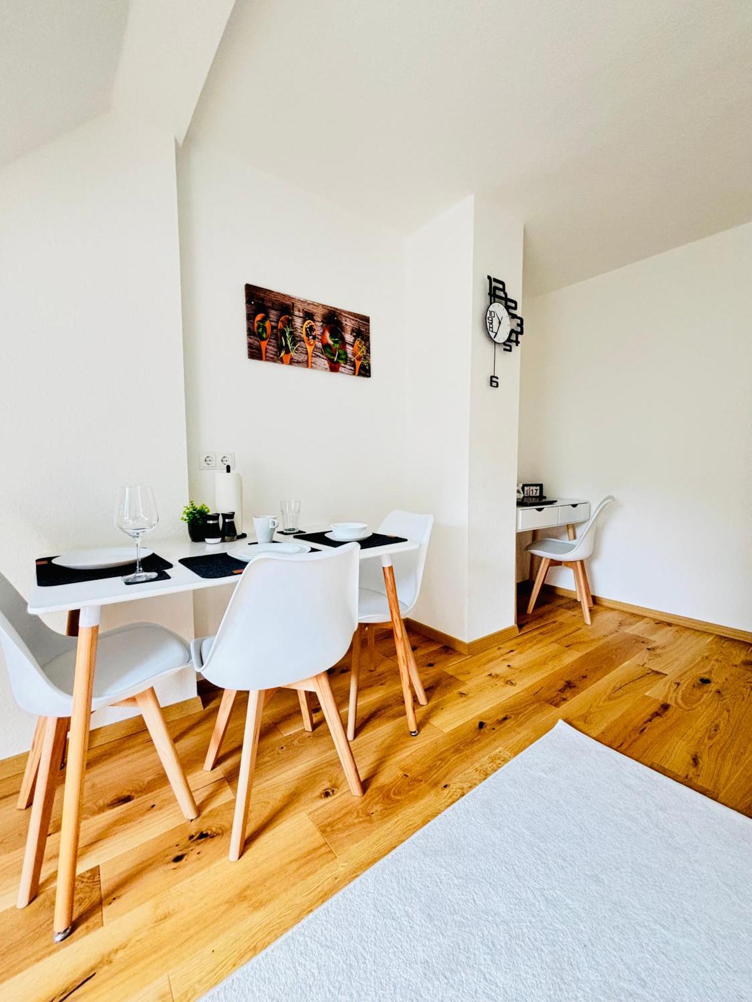 Schoene & Gemuetliche Wohnung Direkt Am Bahnhof Ланштайн Экстерьер фото