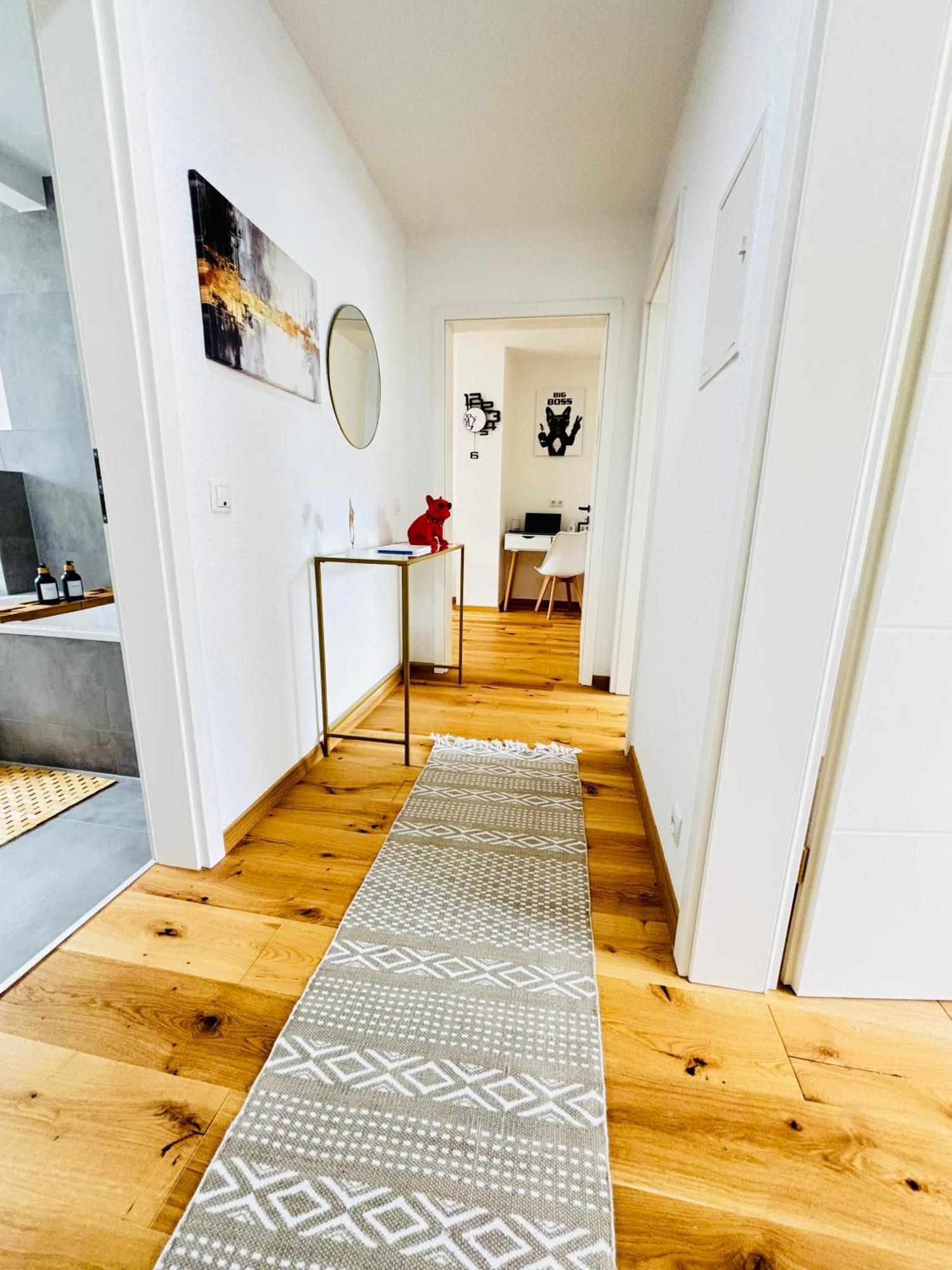 Schoene & Gemuetliche Wohnung Direkt Am Bahnhof Ланштайн Экстерьер фото