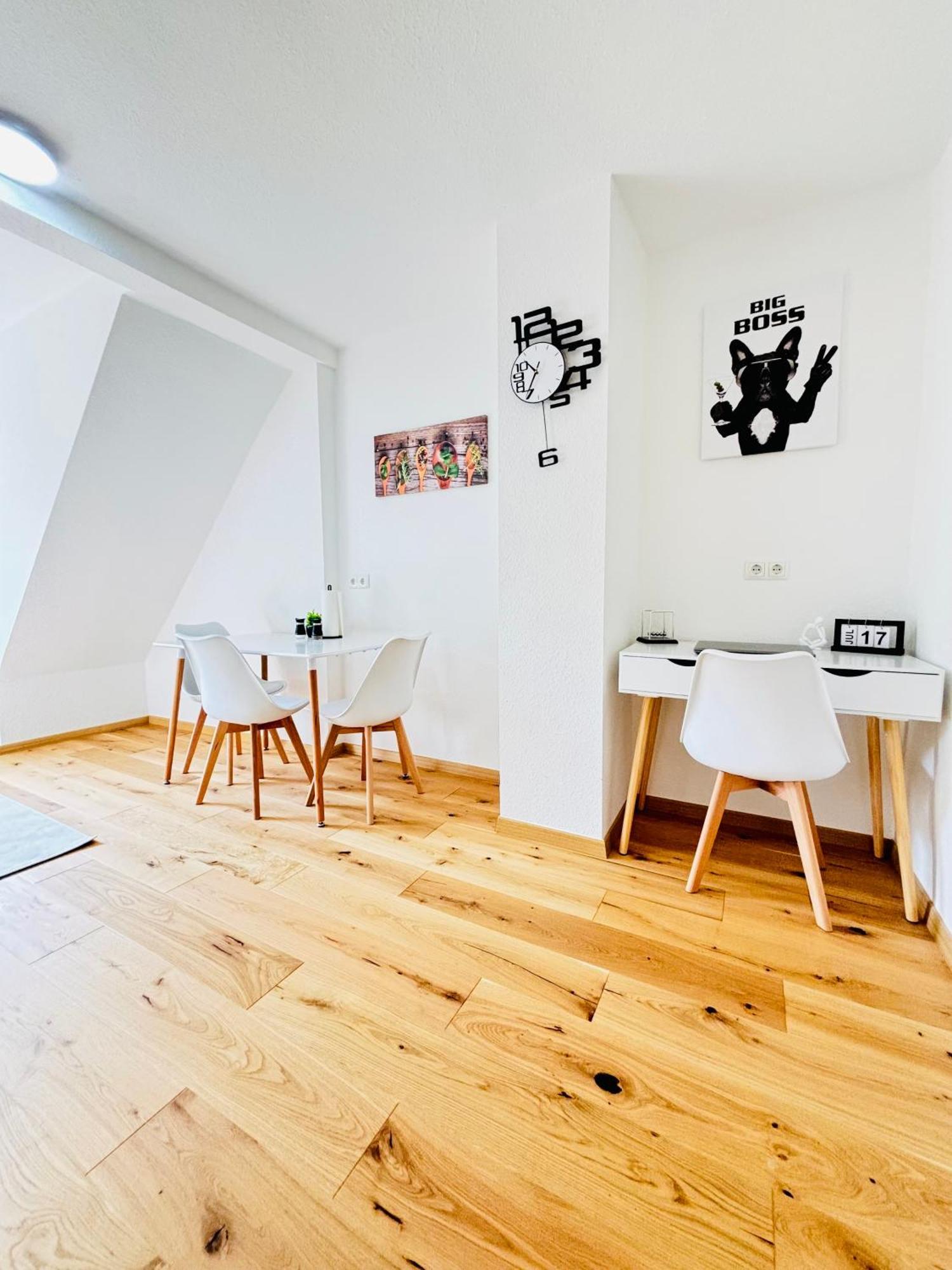 Schoene & Gemuetliche Wohnung Direkt Am Bahnhof Ланштайн Экстерьер фото
